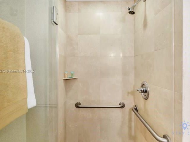 condo for sale in Sunny Isles Beach - 18001 Collins Ave 903 - MondialRealty