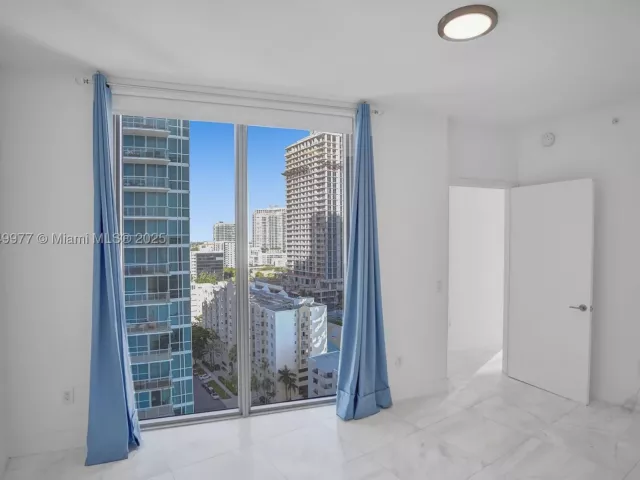 2-bedroom condo for sale in Miami - 2900 NE 7th Ave 1601 - MondialRealty