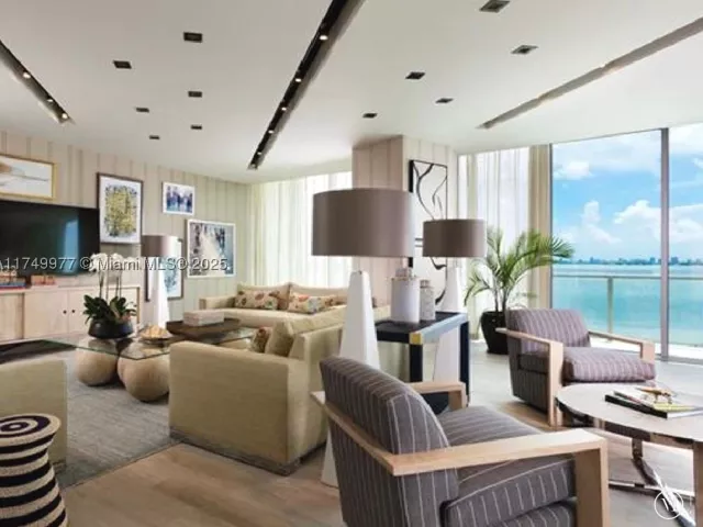 2-bedroom condo for sale in Miami - 2900 NE 7th Ave 1601 - MondialRealty