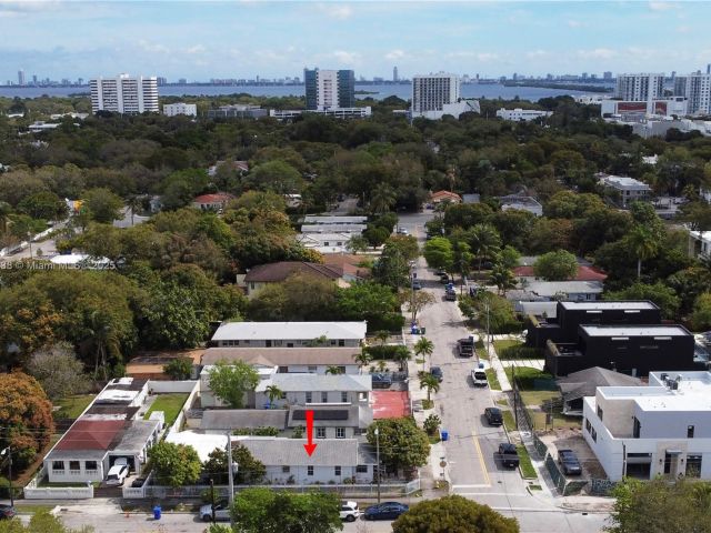 Home for sale at 93 NW 44th St - photo 5842259