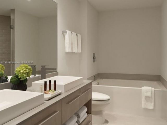 Apartment for sale  Unit #R2702 - photo 5706077