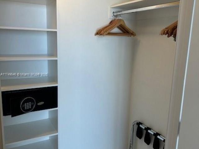 Apartment for sale  Unit #R2702 - photo 5706078