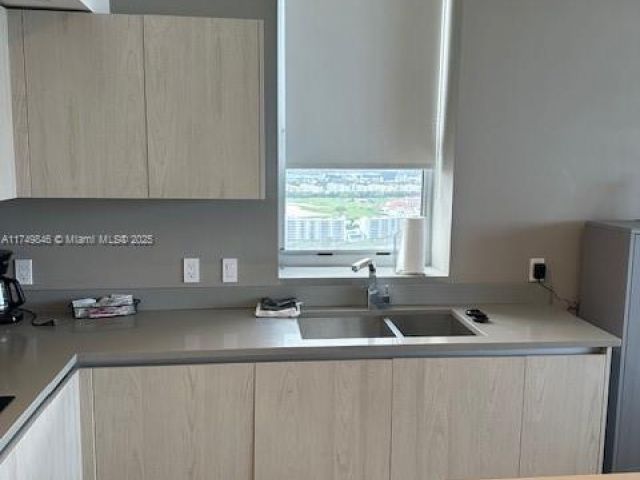 Apartment for sale  Unit #R2702 - photo 5706088