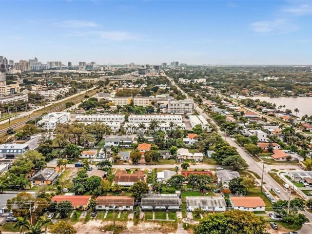 Home for sale at 2631 NE 214th St - photo 6091408