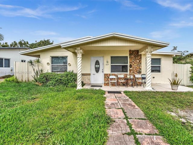 Home for sale at 2631 NE 214th St - photo 6091411