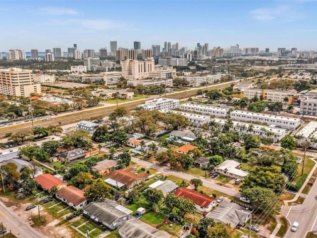 Home for sale at 2631 NE 214th St - photo 6091416