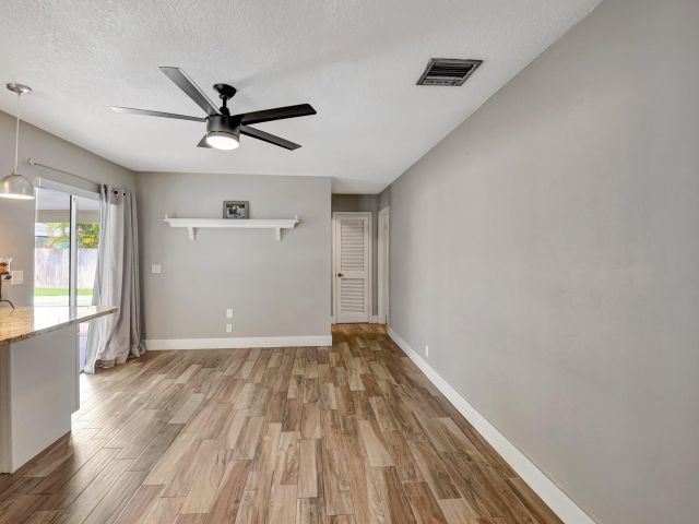 Home for sale at 625 Sunshine Drive - photo 5949588