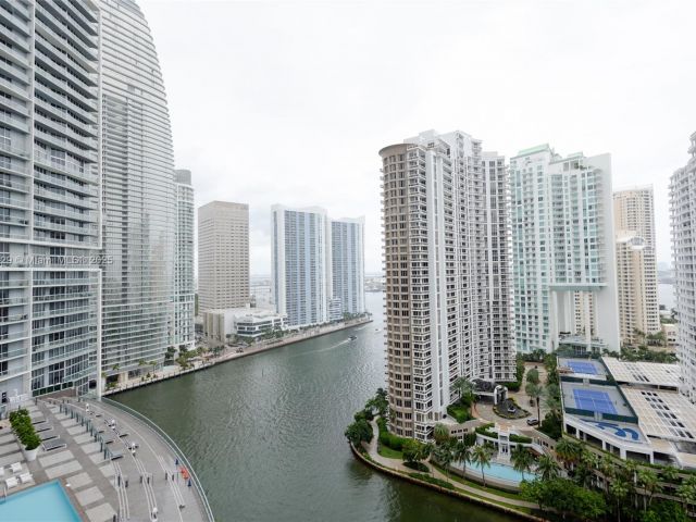 Apartment for sale  Unit #2102 - photo 5614876