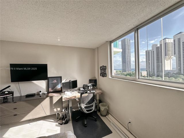 Apartment for sale  Unit #905 - photo 5648193