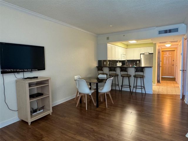 Apartment for sale  Unit #1519 - photo 5633783