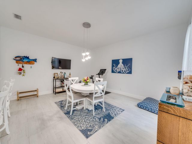 Home for rent at 8335 NW 7th Terrace - photo 5715984