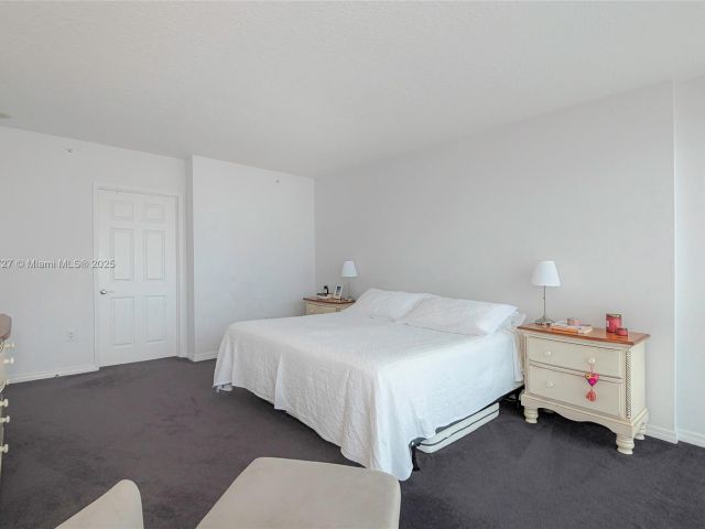 Apartment for sale  Unit # - photo 5687059