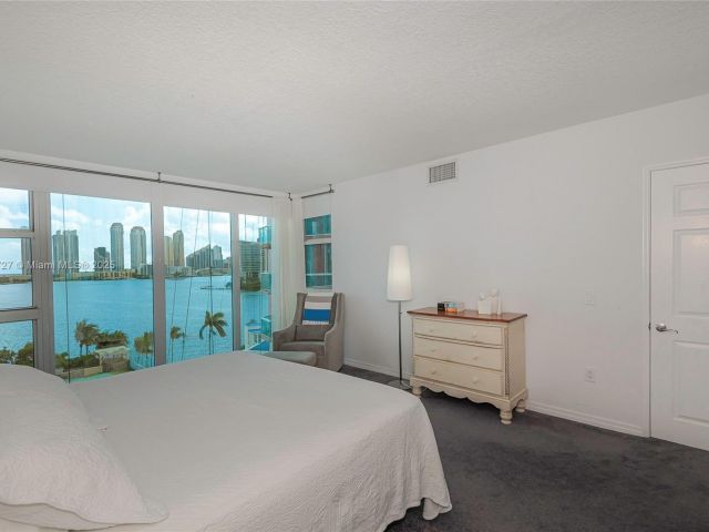 Apartment for sale  Unit # - photo 5687061