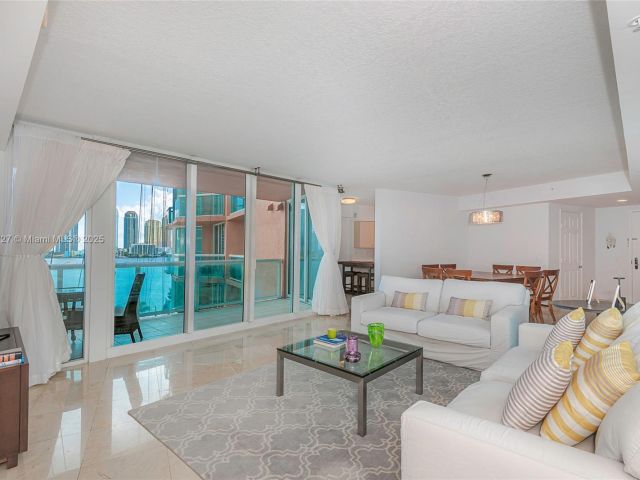 Apartment for sale  Unit # - photo 5687070