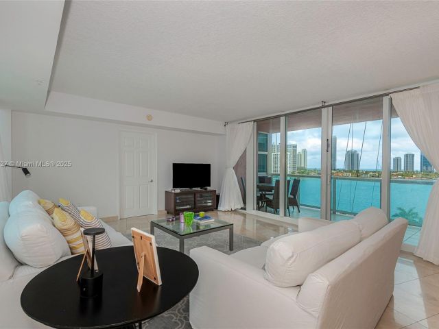 Apartment for sale  Unit # - photo 5687071