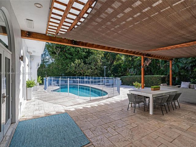 Home for sale at 530 Sabal Palm Rd - photo 5831695