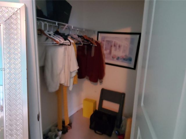 Apartment for sale  Unit #701 - photo 6012631