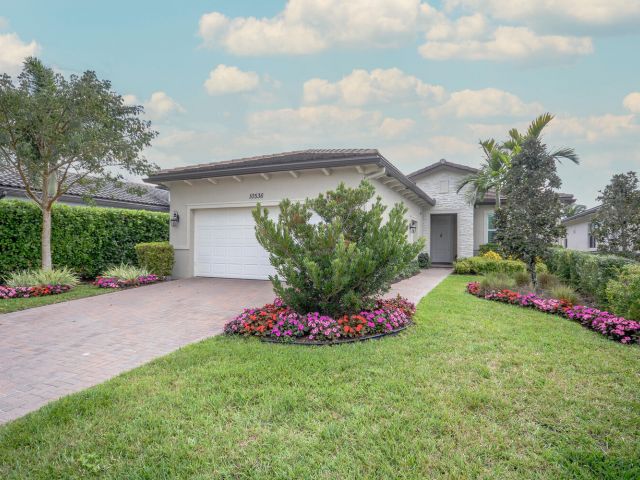 Home for sale at 10536 Starling Way - photo 5749519