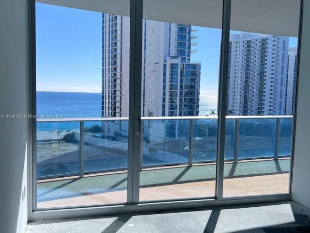 Apartment for sale  Unit #1004 - photo 6064934