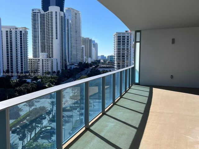 Apartment for sale  Unit #1004 - photo 6064940