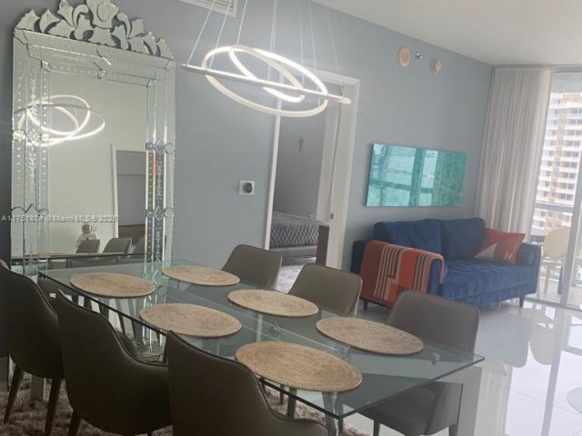 Apartment for rent  Unit #2405 - photo 5613818