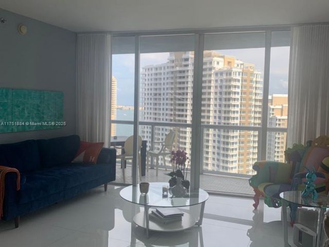 Apartment for rent  Unit #2405 - photo 5613819