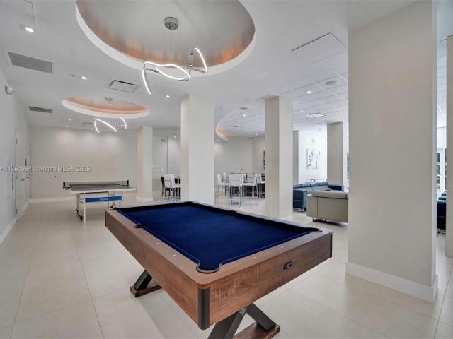 Apartment for sale  Unit #1001 - photo 7447296