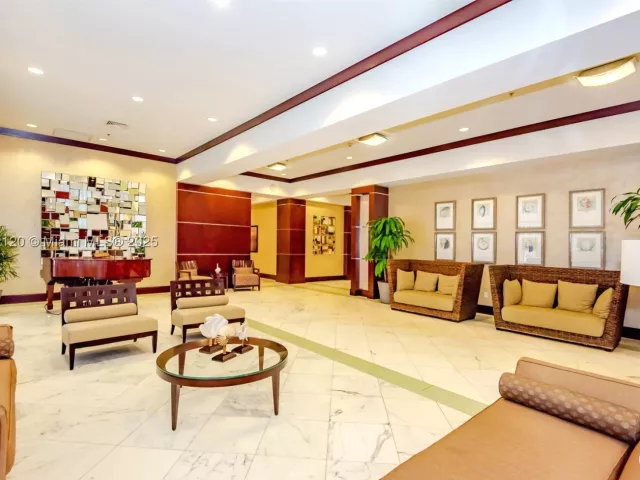 1-bedroom condo for sale in Sunny Isles Beach - 16699 Collins Ave 3010 - MondialRealty
