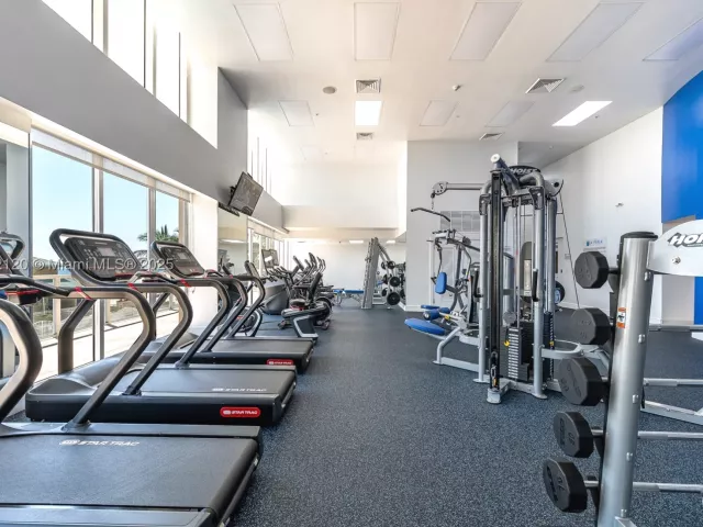 1-bedroom condo for sale in Sunny Isles Beach - 16699 Collins Ave 3010 - MondialRealty