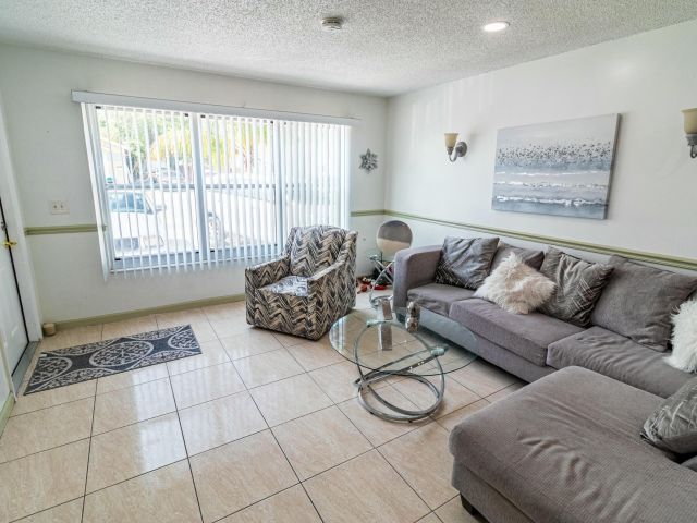 Home for sale at 513 El Vedado - photo 5865753