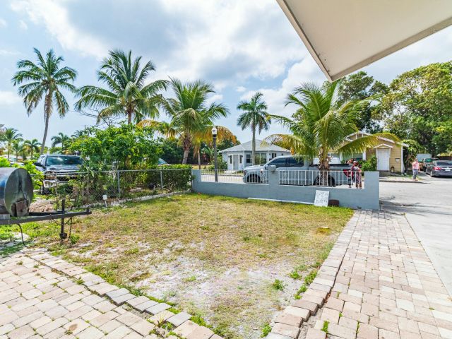 Home for sale at 513 El Vedado - photo 5865755
