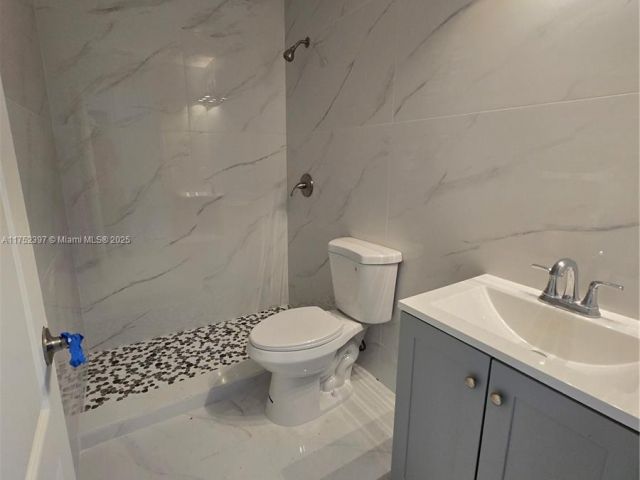 Home for sale at 17812 SW 144th Ave - photo 6135511