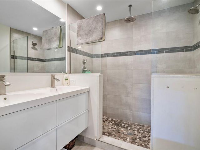 Home for rent at 1949 Windward Dr - photo 5541752