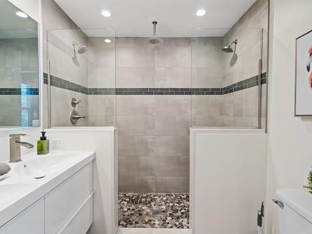 Home for rent at 1949 Windward Dr - photo 5541753