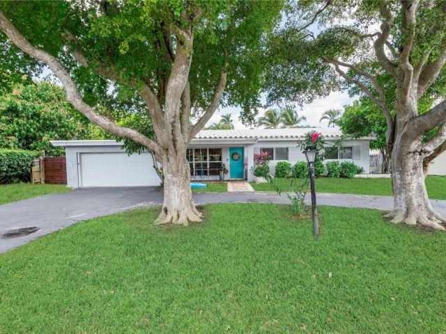 Home for rent at 1949 Windward Dr - photo 5541760