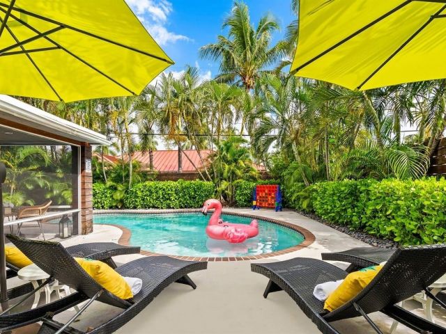 Home for rent at 1949 Windward Dr - photo 5541761