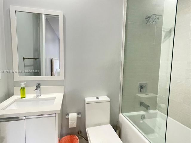 Home for sale at 6651 NW 105th Pl 6651 - photo 5585995