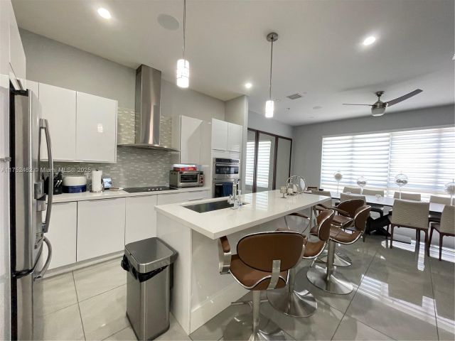 Home for sale at 6651 NW 105th Pl 6651 - photo 5586000