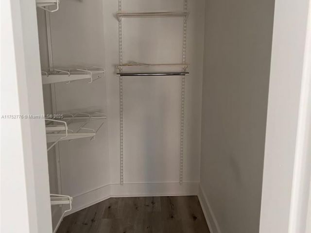 Apartment for rent  Unit #1913 - photo 5624854