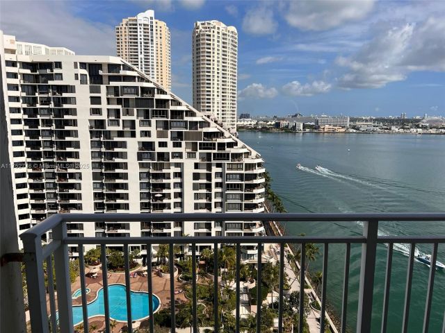 Apartment for rent  Unit #1913 - photo 5624861