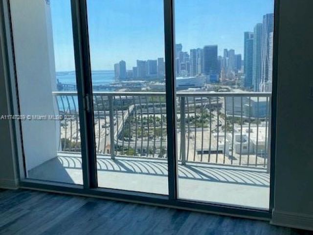 Apartment for sale  Unit #3112 - photo 5652212