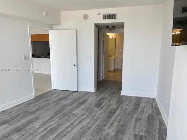 1-bedroom condo for sale in Miami - 1750 N Bayshore Dr 3112 - MondialRealty