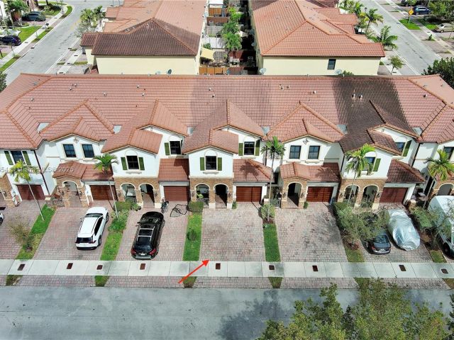 Home for sale at 9831 NW 88th Ter - photo 5585046