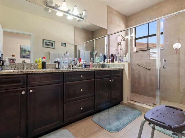 Home for sale at 9831 NW 88th Ter - photo 5585049