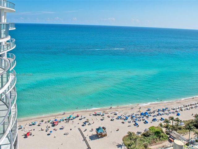 Apartment for sale  Unit #2003 - photo 5668593