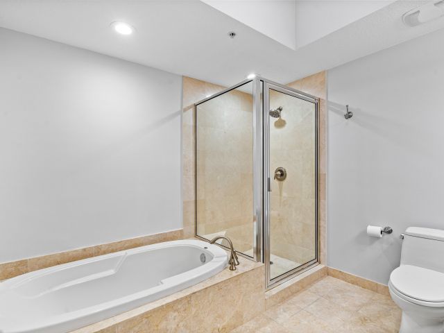 Apartment for sale  Unit #1011 - photo 5988198