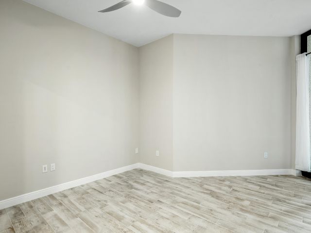 Apartment for sale  Unit #1011 - photo 5988202