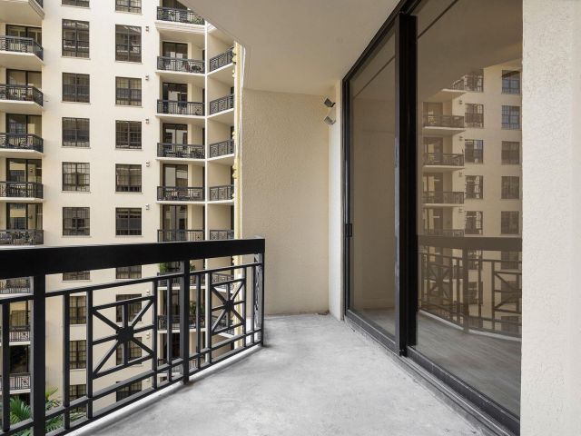 Apartment for sale  Unit #1011 - photo 5988204