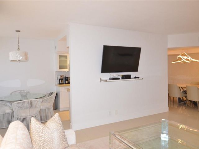 Apartment for rent  Unit #7-L - photo 5562908