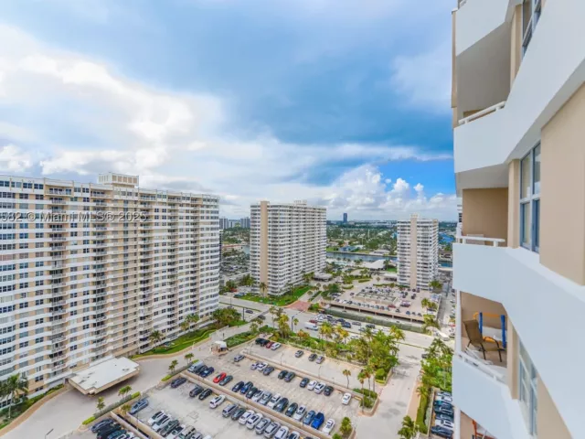 2-bedroom condo for sale in Hallandale Beach - 1950 S Ocean Dr 20L - MondialRealty